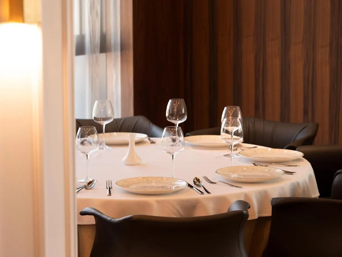 Marinaj Hotel & Spa Tirana