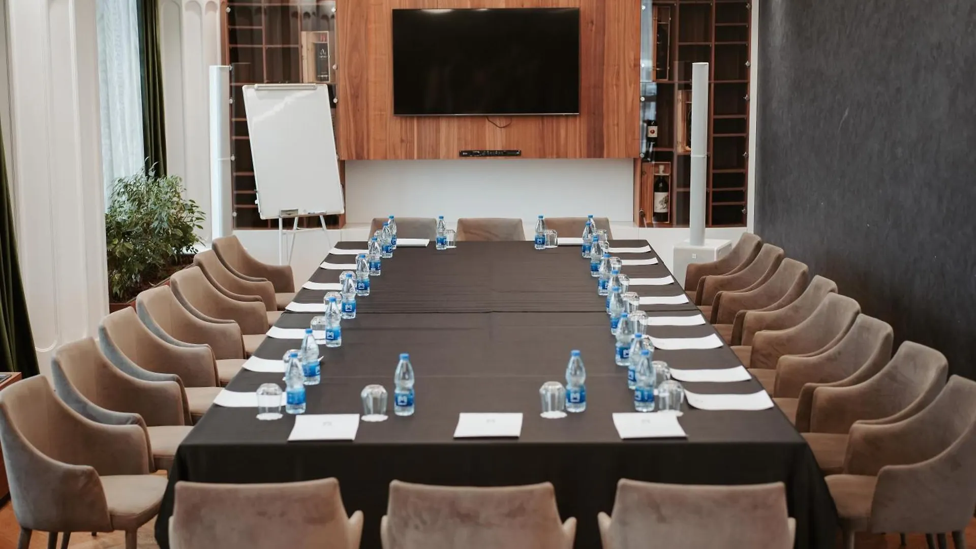 טיראנה Marinaj Hotel & Spa